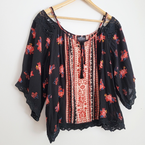 Angie | Boho Cold Shoulder Floral Blouse - S - Picture 7 of 12